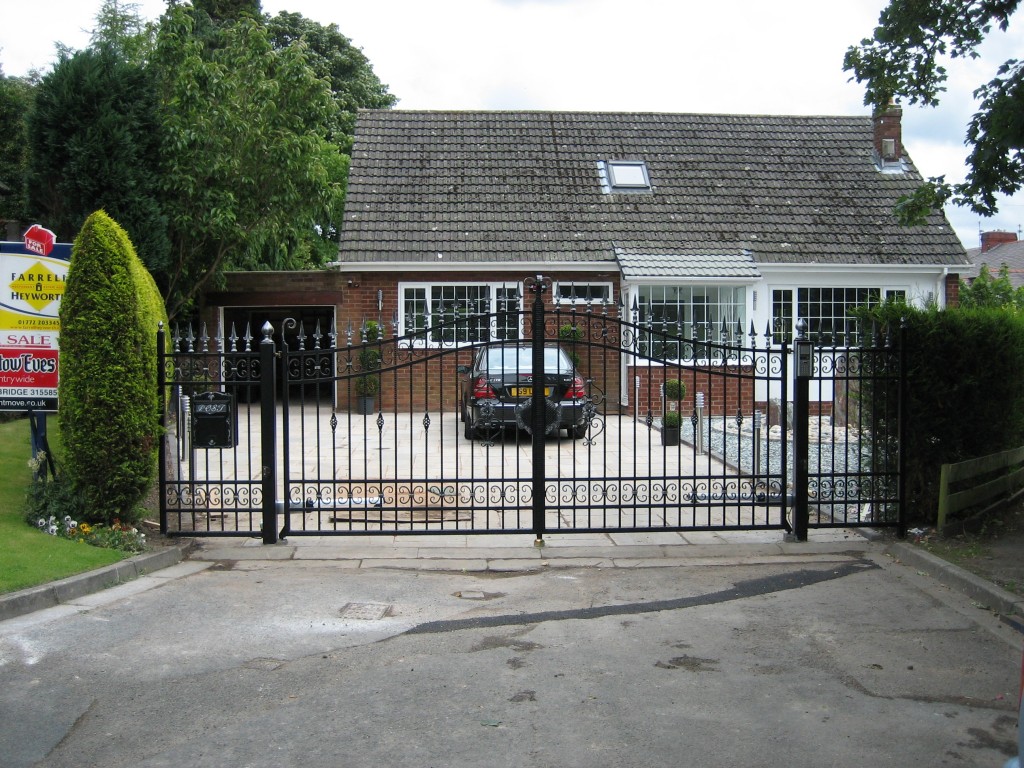 Entrance-Gates-IMG-0078